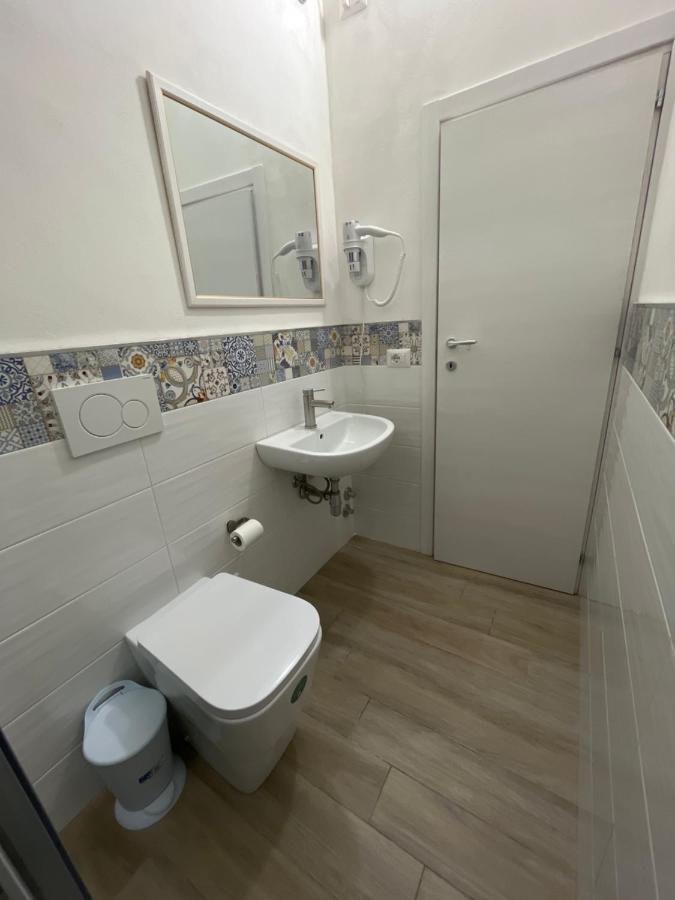 B&B Regina Rooms 아볼라 외부 사진