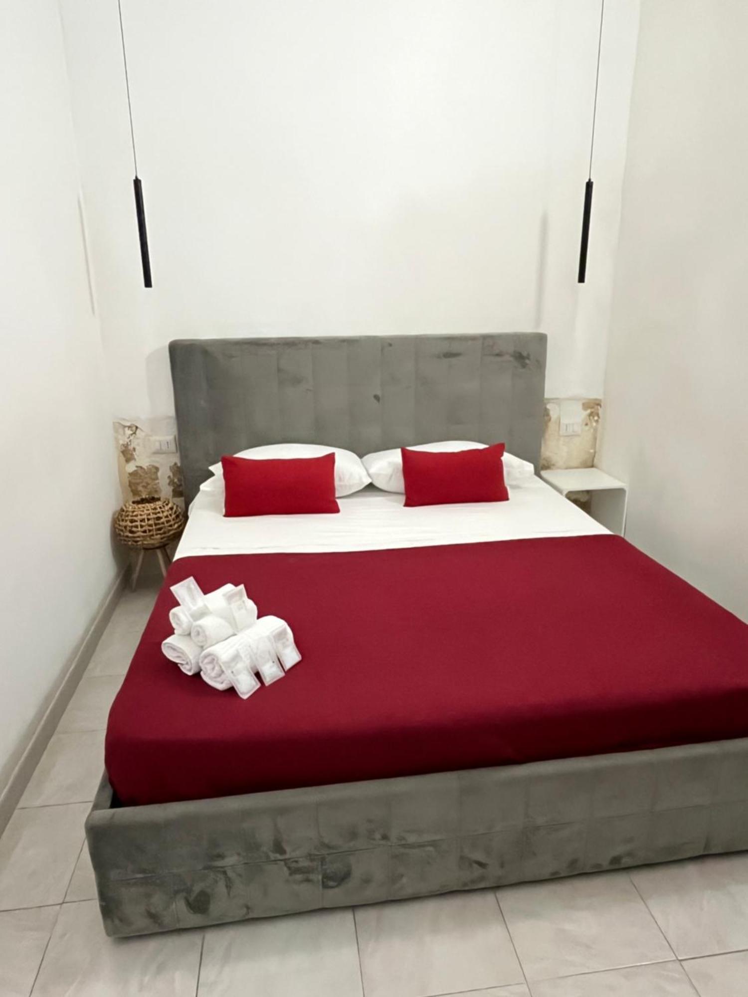 B&B Regina Rooms 아볼라 외부 사진